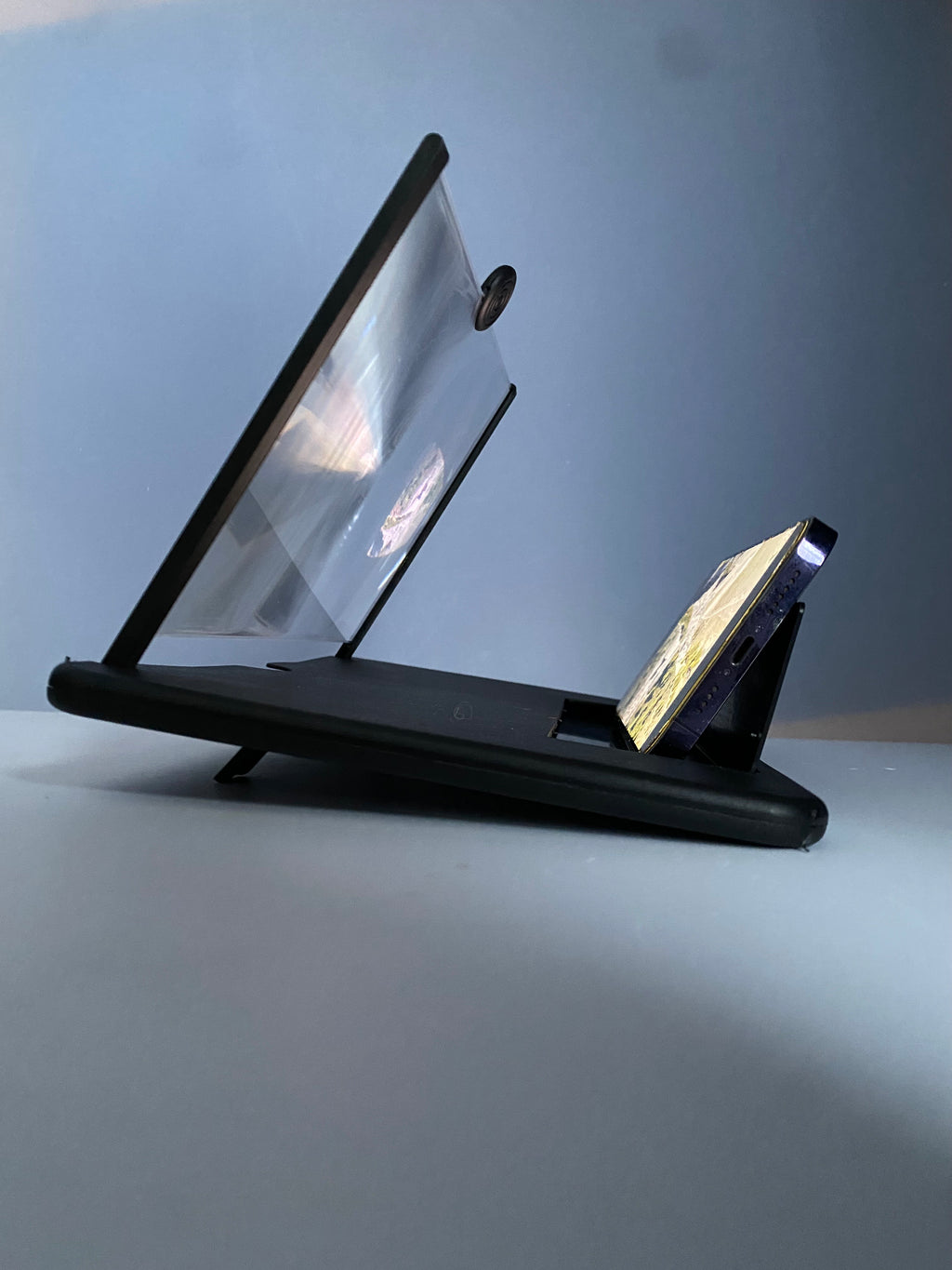 Mobile Cinema Stand BLACK